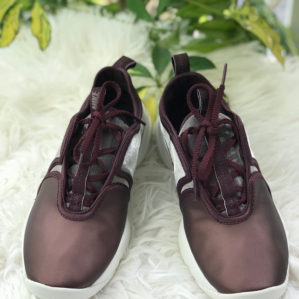 NWT Nike Loden Pinnacle Premium Maroon Dust WMNS - Picture 5 of 8